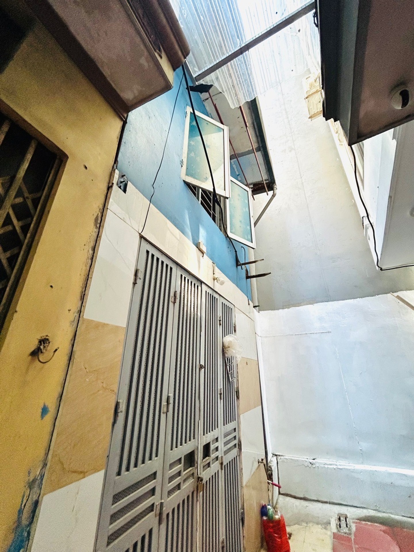 Bán nhà Ngũ Nhạc - diện tích 30m2 2 tầng - gần phố - giá 5,35 tỷ
