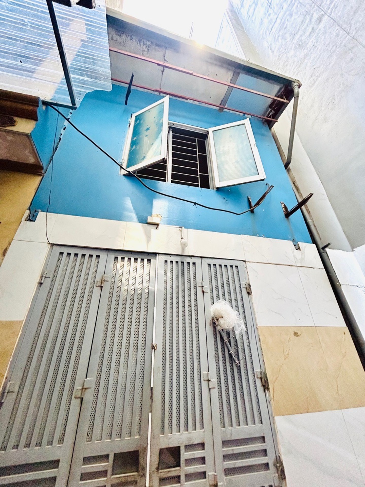 Bán nhà Ngũ Nhạc - diện tích 30m2 2 tầng - gần phố - giá 5,35 tỷ