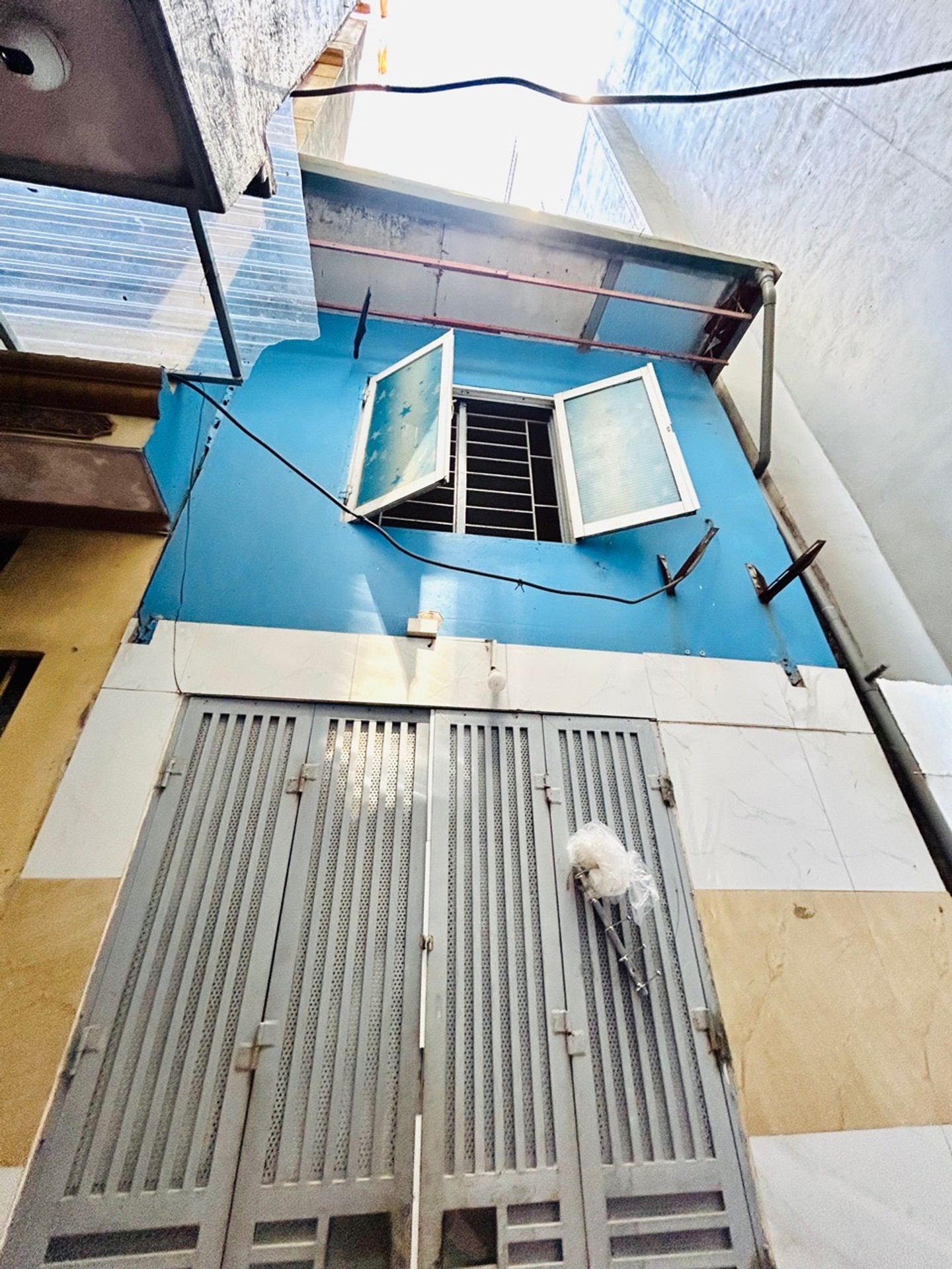 Bán nhà Ngũ Nhạc - diện tích 30m2 2 tầng - gần phố - giá 5,35 tỷ