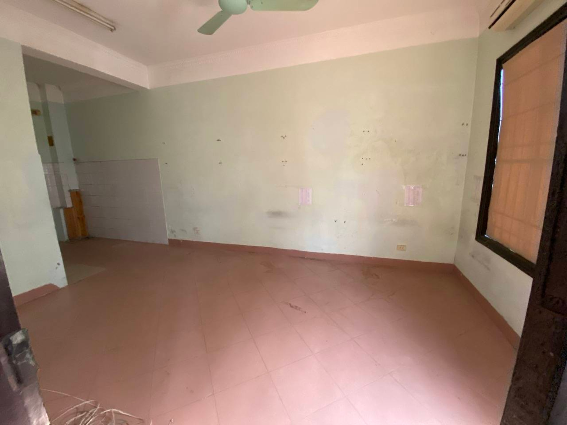 Bán nhà Âu Cơ - diện tích 92m2 5 tầng - Lô góc 2 mặt thoáng - giá 29 tỷ