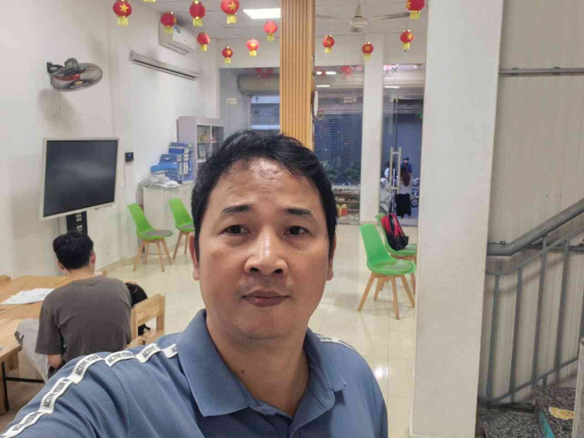 Bán nhà Hoàng Mai - diện tích 105m2 4 tầng - Ô tô tránh - giá 40 tỷ