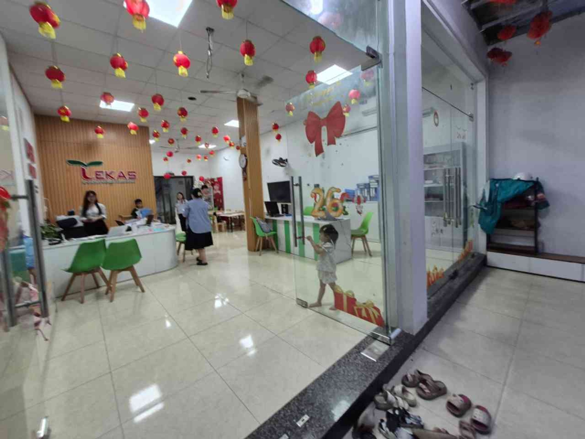 Bán nhà Hoàng Mai - diện tích 105m2 4 tầng - Ô tô tránh - giá 40 tỷ