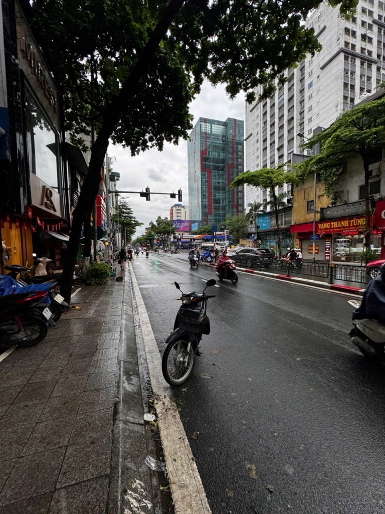 Bán nhà Tây Sơn - diện tích 75m2 7 tầng - MẶT PHỐ VÍP ĐỐNG ĐA - giá 58 tỷ