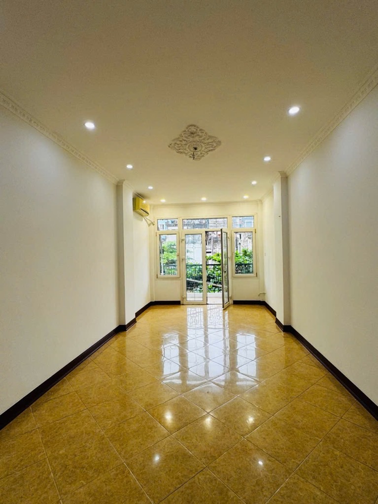 Bán nhà Tây Sơn - diện tích 75m2 7 tầng - MẶT PHỐ VÍP ĐỐNG ĐA - giá 58 tỷ