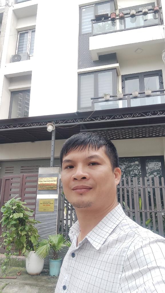 Bán nhà Ngõ 4 ô tô trở lên ( >11m) - diện tích 98m2 5 tầng - Biệt thự view hồ - giá 37 tỷ