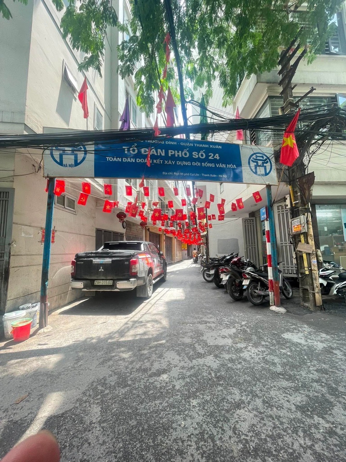 Bán nhà Cự Lộc - diện tích 52m2 6 tầng - Thang máy - giá 16,8 tỷ