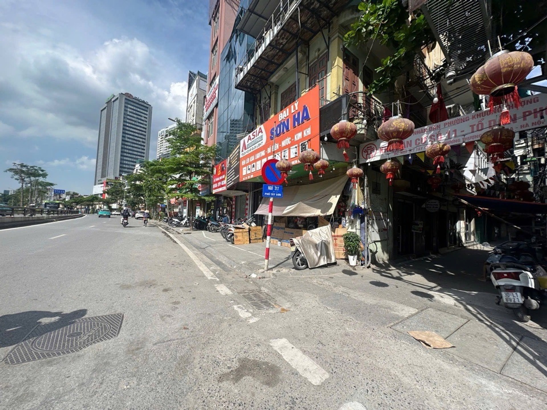 Bán nhà Tây Sơn - diện tích 49m2 1 tầng - Ô tô đỗ cửa - giá 11,5 tỷ