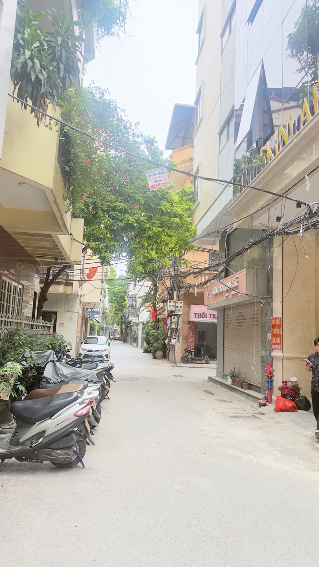 Bán nhà Hoàng Văn Thái - diện tích 52m2 4 tầng - Ô tô đỗ cửa - giá 13,5 tỷ