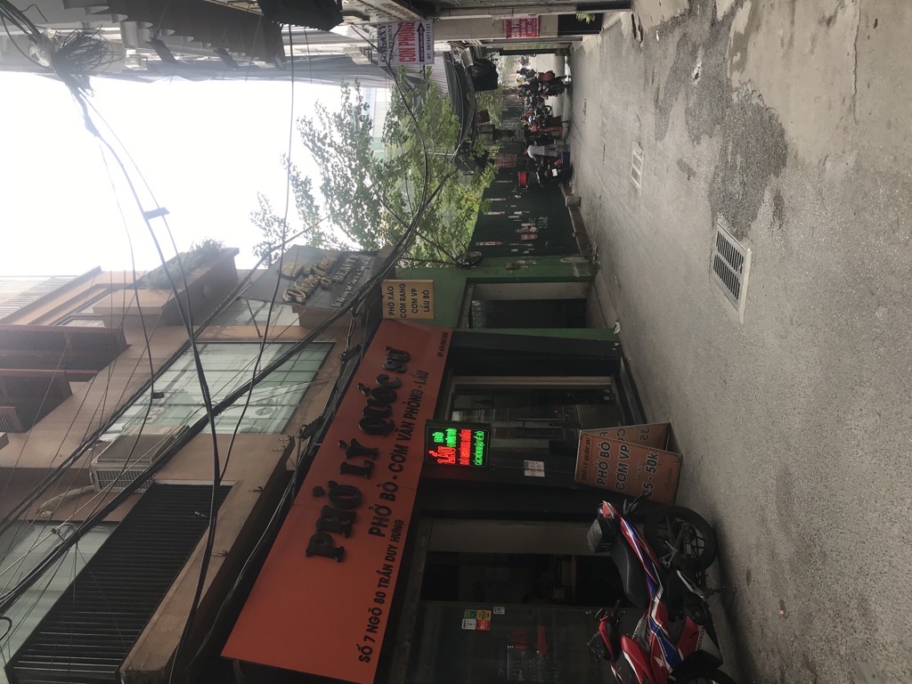 Bán nhà Trần Duy Hưng - diện tích 100m2 4 tầng - Mặt ngõ, lô góc, kinh doanh ngày đêm - giá 60 tỷ