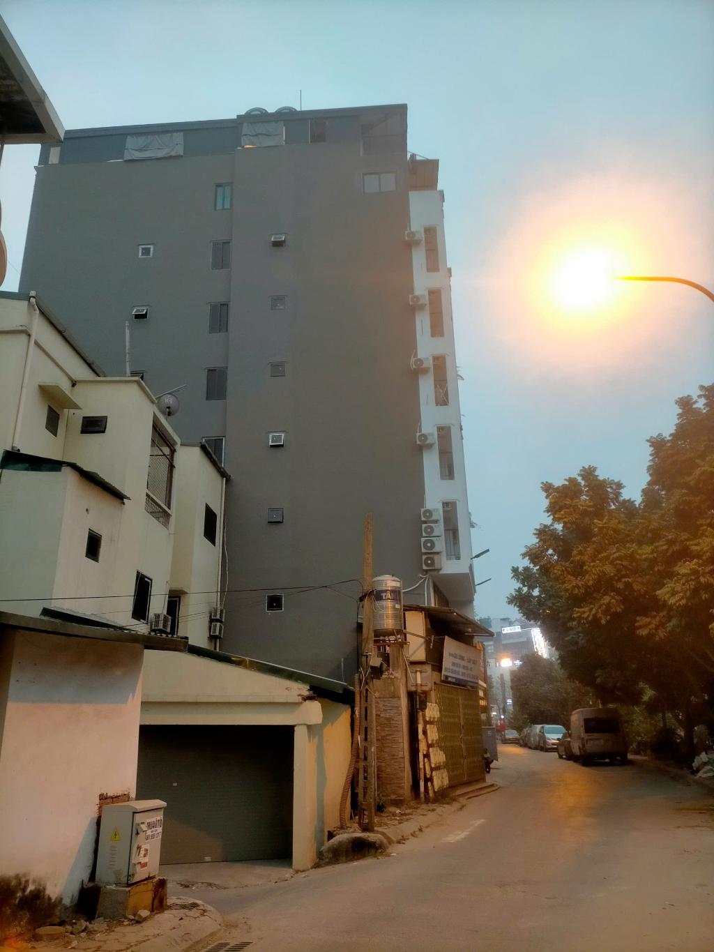 Bán nhà Giải Phóng - diện tích 113m2 9 tầng - Phân lô ô tô tránh - giá 81 tỷ