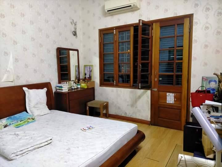 Bán nhà Giải Phóng - diện tích 113m2 9 tầng - Phân lô ô tô tránh - giá 81 tỷ