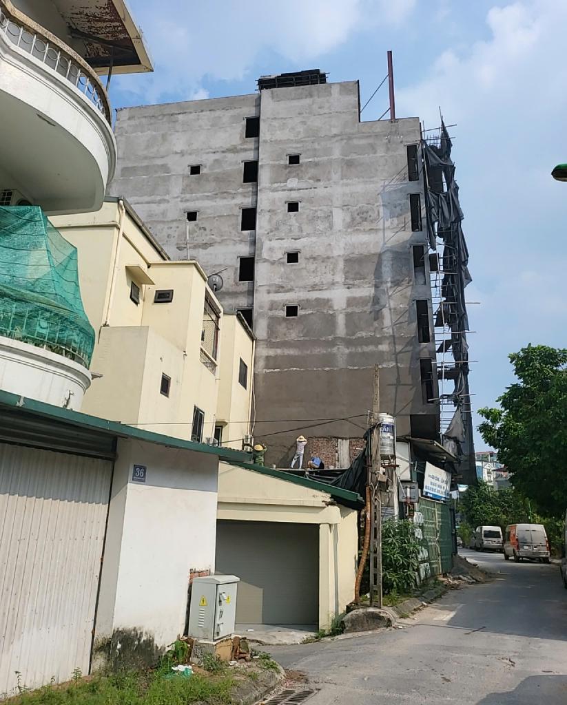 Bán nhà Giải Phóng - diện tích 113m2 9 tầng - Phân lô ô tô tránh - giá 81 tỷ