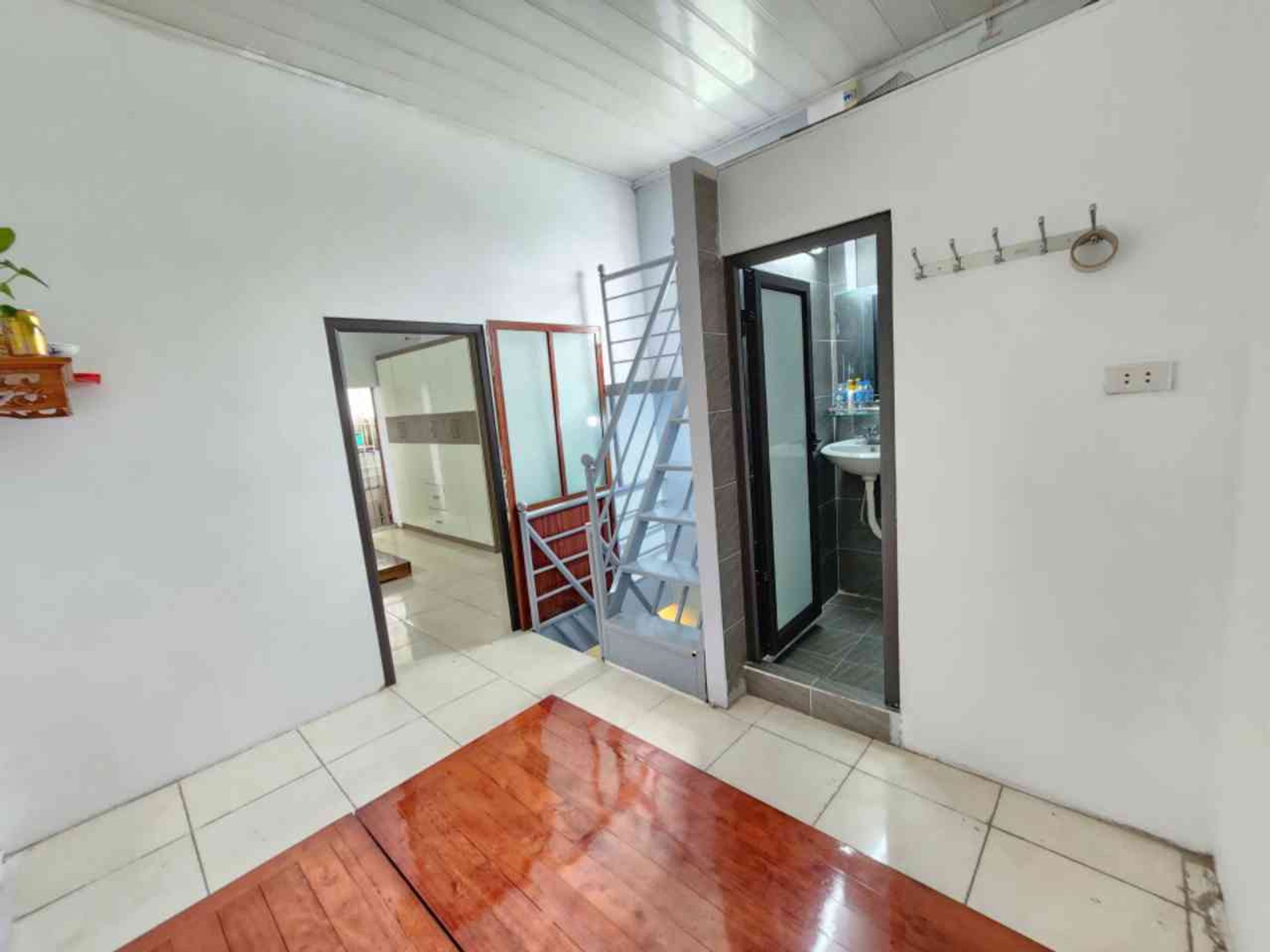 Bán nhà Vĩnh Hưng - diện tích 30m2 2 tầng - HIẾM - KHU DÂN TRÍ - AN NINH - giá 2,3 tỷ