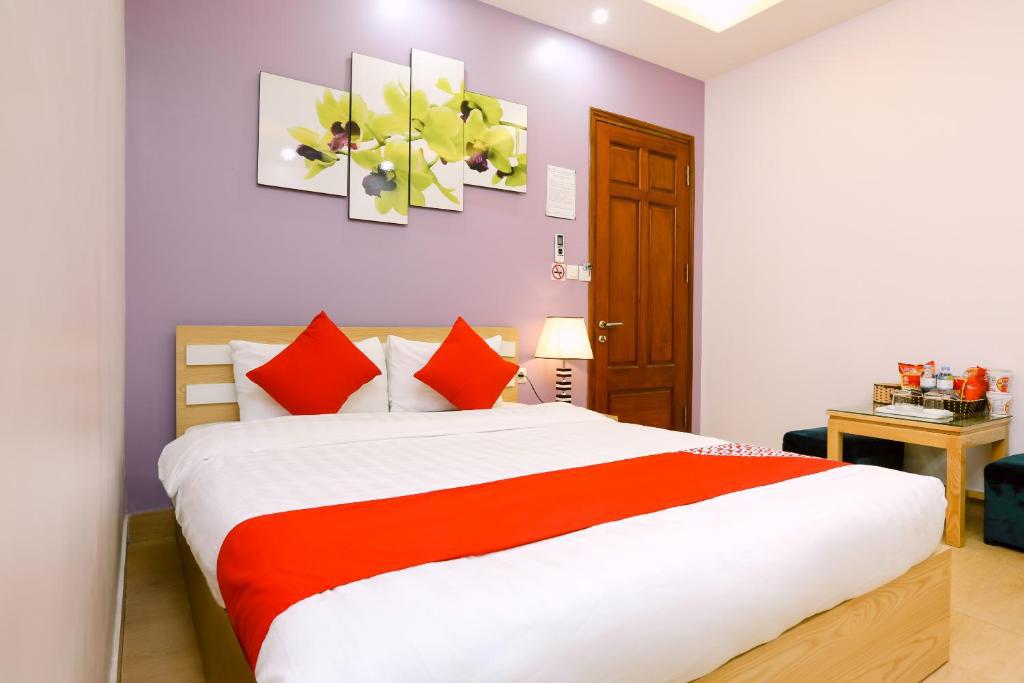 Bán nhà Giáp Bát - diện tích 102m2 7 tầng - Mặt phố, thang máy - giá 31,4 tỷ