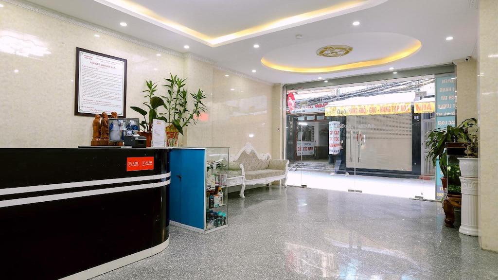 Bán nhà Giáp Bát - diện tích 102m2 7 tầng - Mặt phố, thang máy - giá 31,4 tỷ