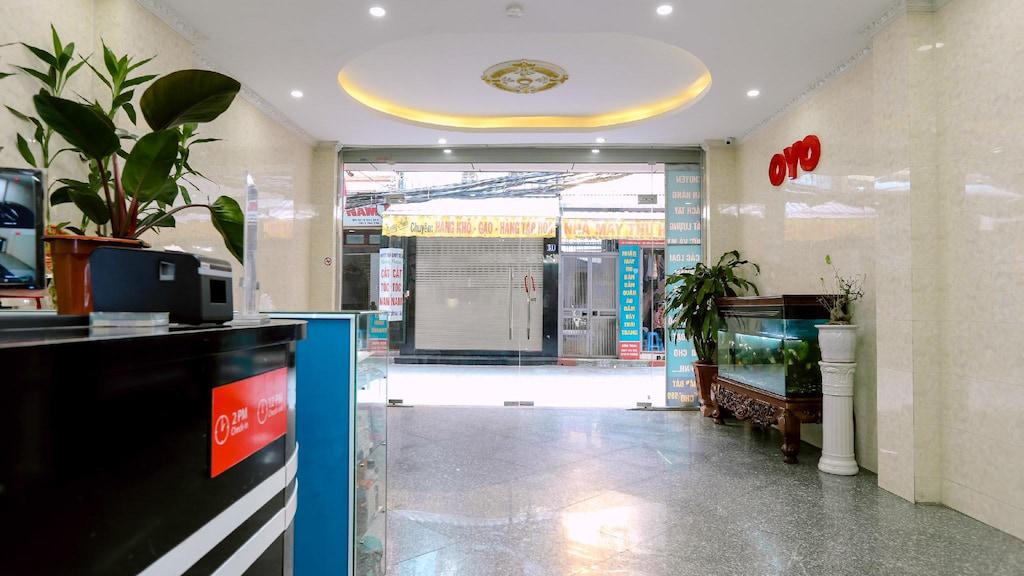 Bán nhà Giáp Bát - diện tích 102m2 7 tầng - Mặt phố, thang máy - giá 31,4 tỷ