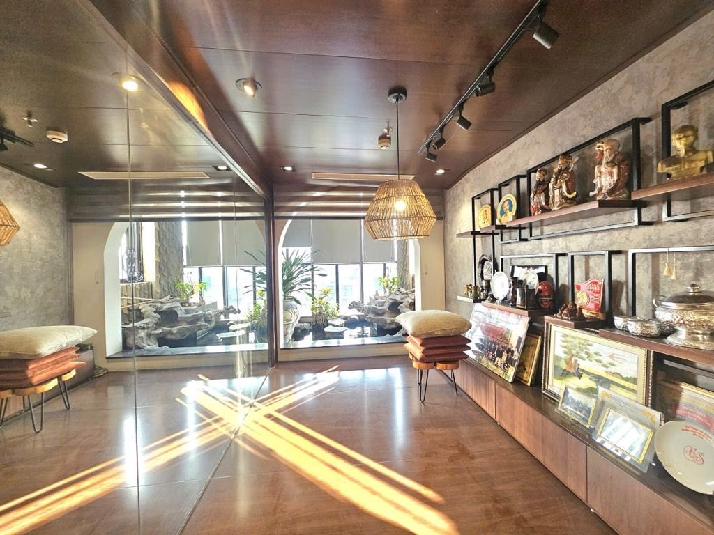 Bán nhà Trường Chinh - diện tích 154m2 9 tầng - 2 mặt phố - giá 122 tỷ