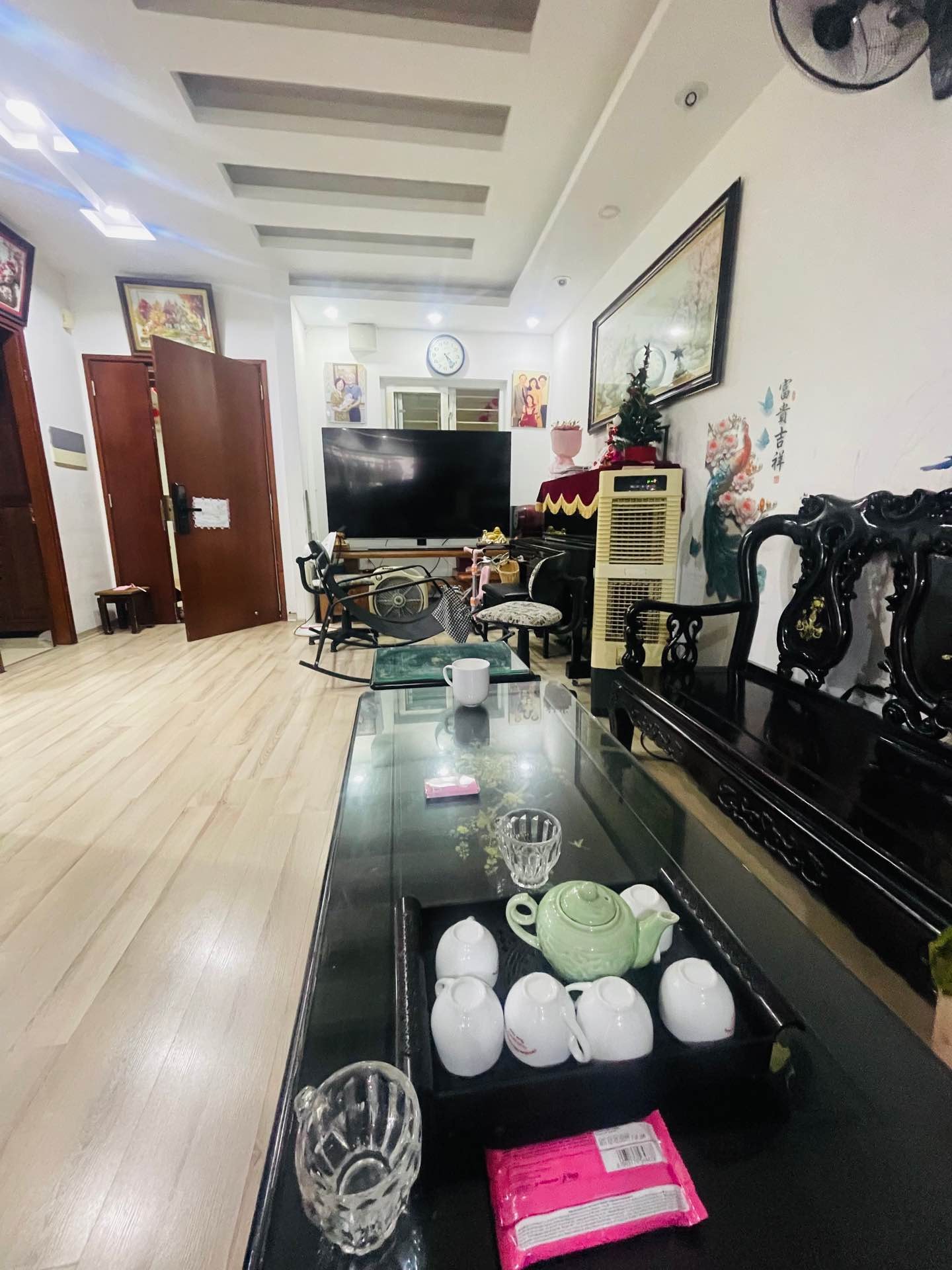 Bán nhà Trương Định - diện tích 140m2 1 tầng - Chung cư toà Nam Đô - giá 9,99 tỷ