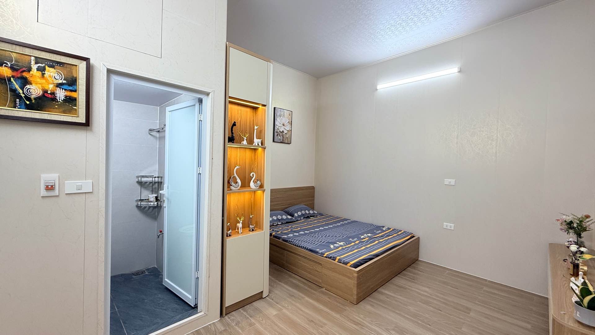 Bán nhà Bạch Đằng - diện tích 25m2 2 tầng - Nhà đẹp ở ngay gần phố - giá 3 tỷ