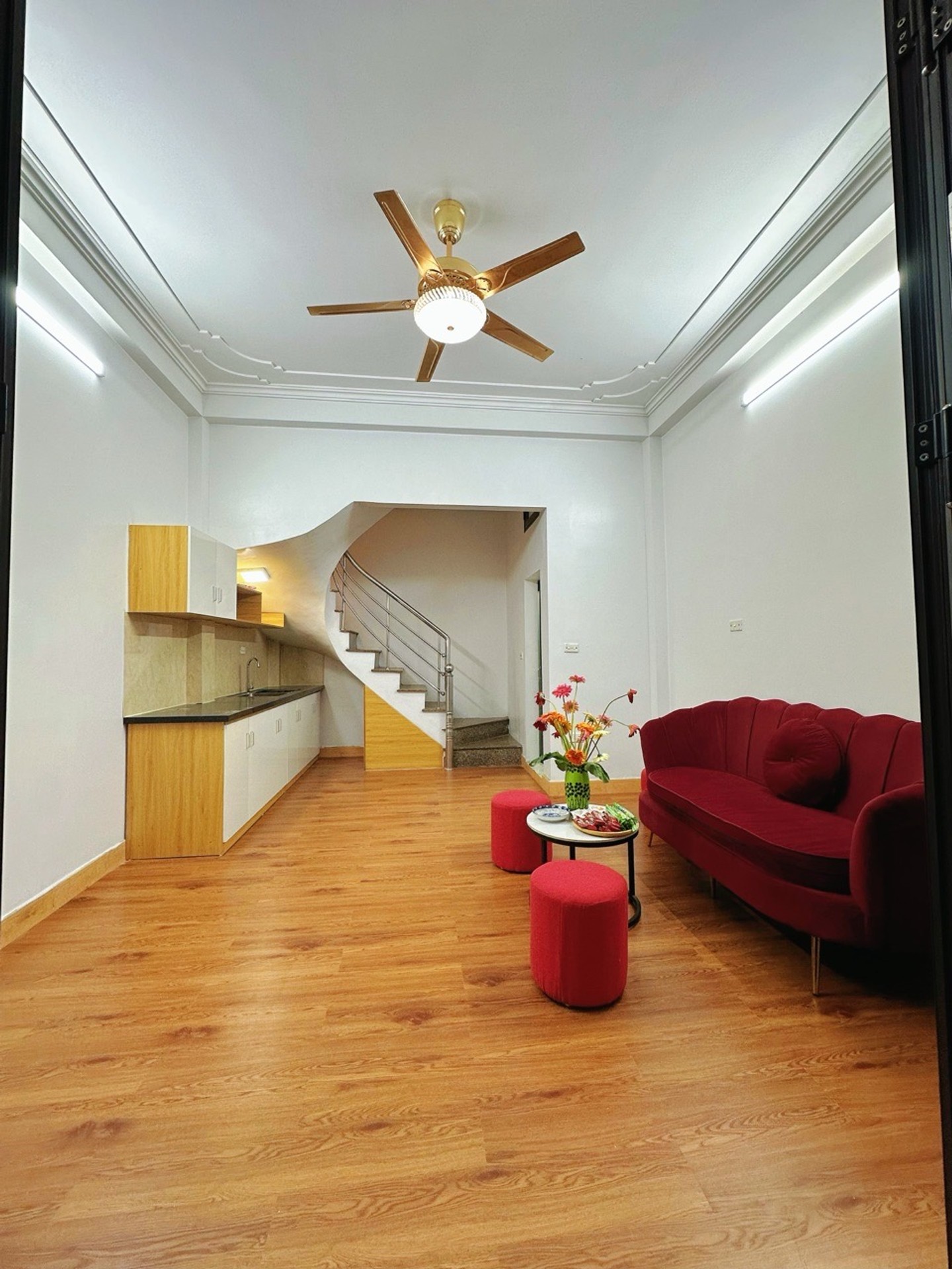 Bán nhà Hồng Hà - diện tích 24m2 4 tầng - Nhà nhỏ xinh cực hiếm - giá 6 tỷ