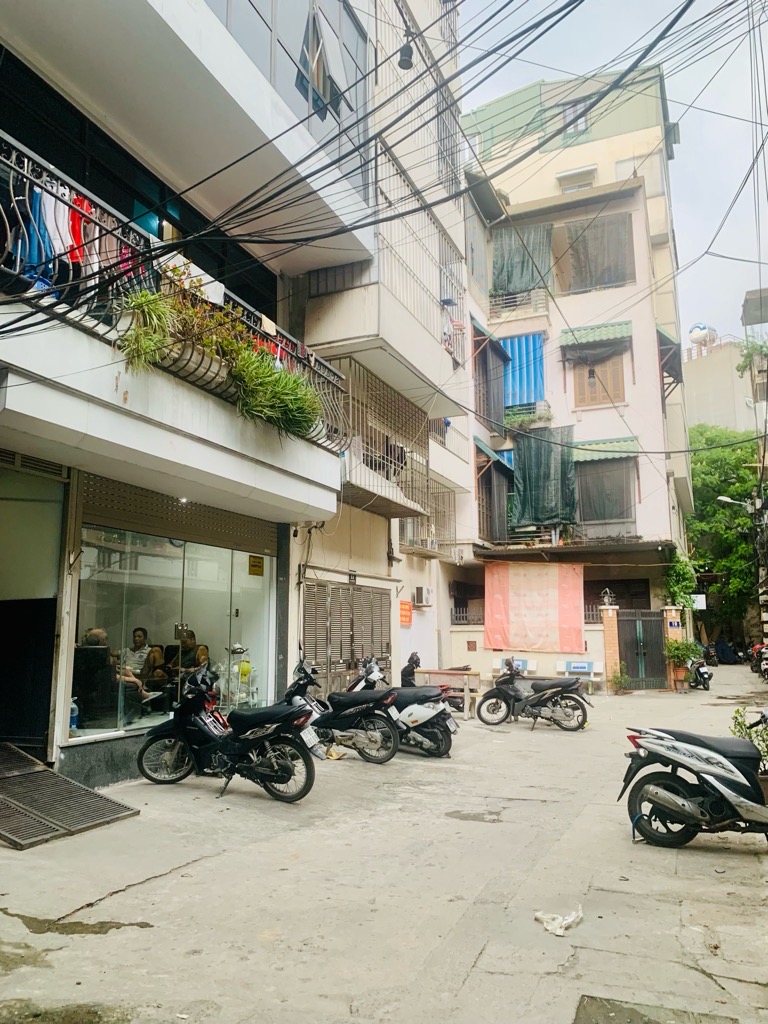 Bán nhà Lương Thế Vinh - diện tích 160m2 9 tầng - Ô tô đỗ cửa - giá 47 tỷ