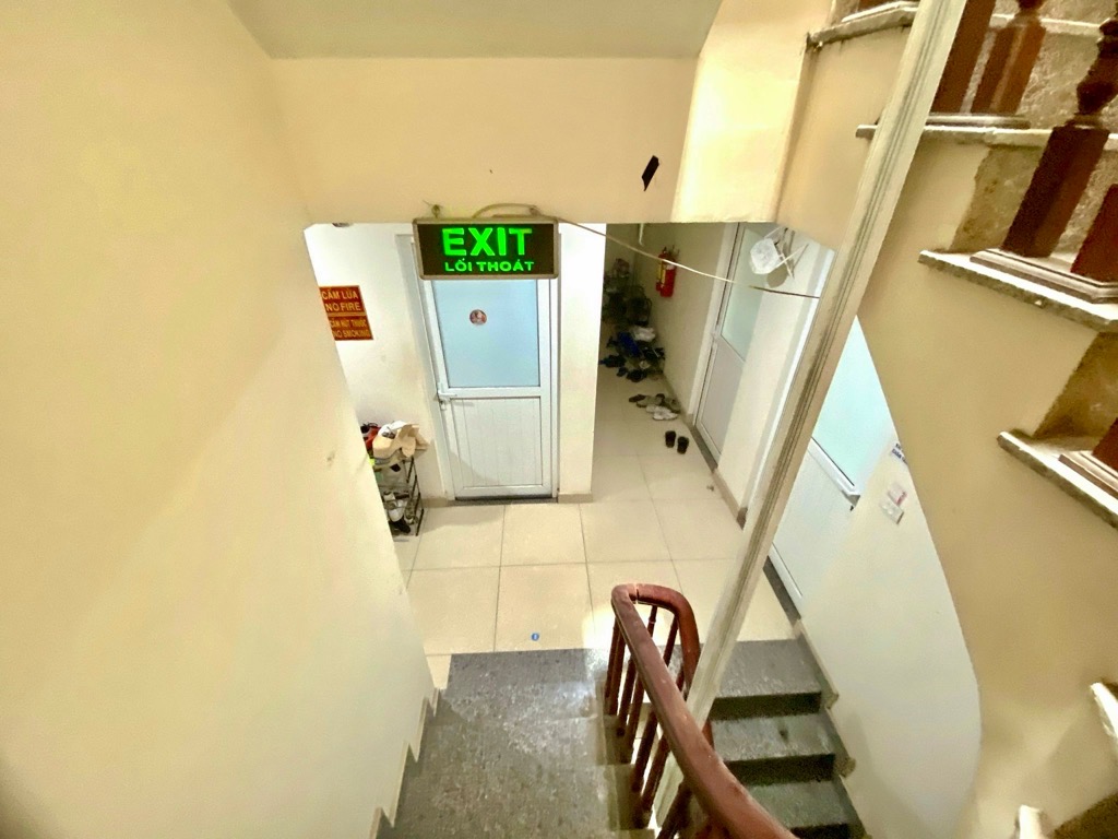 Bán nhà Lương Thế Vinh - diện tích 160m2 9 tầng - Ô tô đỗ cửa - giá 47 tỷ