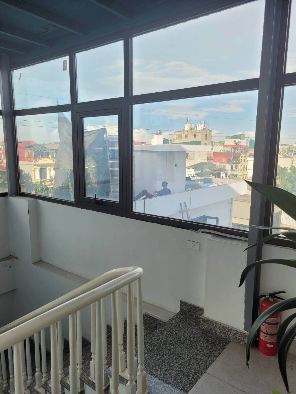 Bán nhà Nguyễn Khoái - diện tích 110m2 6 tầng - Lô góc - giá 37 tỷ