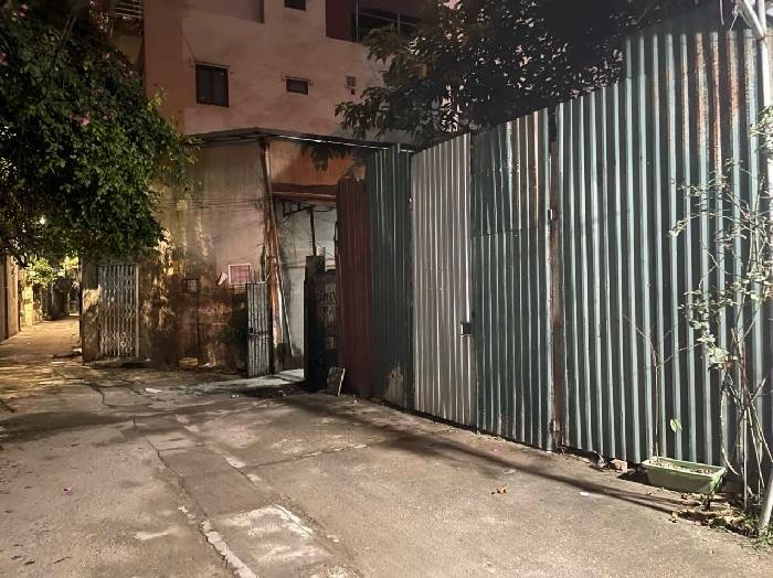 Bán nhà Định Công Hạ - diện tích 224m2 1 tầng - Ô TÔ TRÁNH - giá 37 tỷ