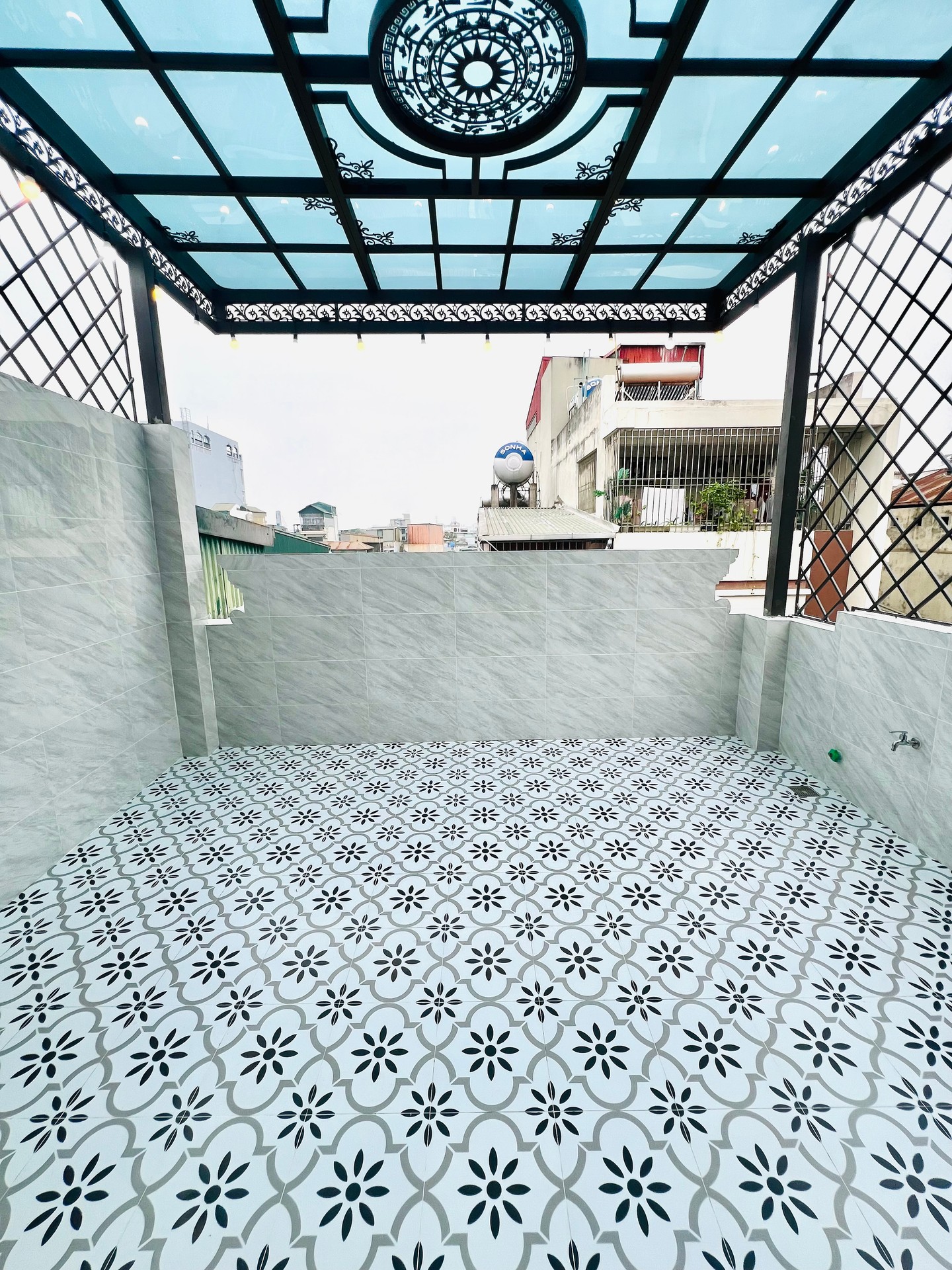 Bán nhà Tân Mai - diện tích 50m2 6 tầng - Đẹp nhất phố Tân Mai - giá 22,5 tỷ