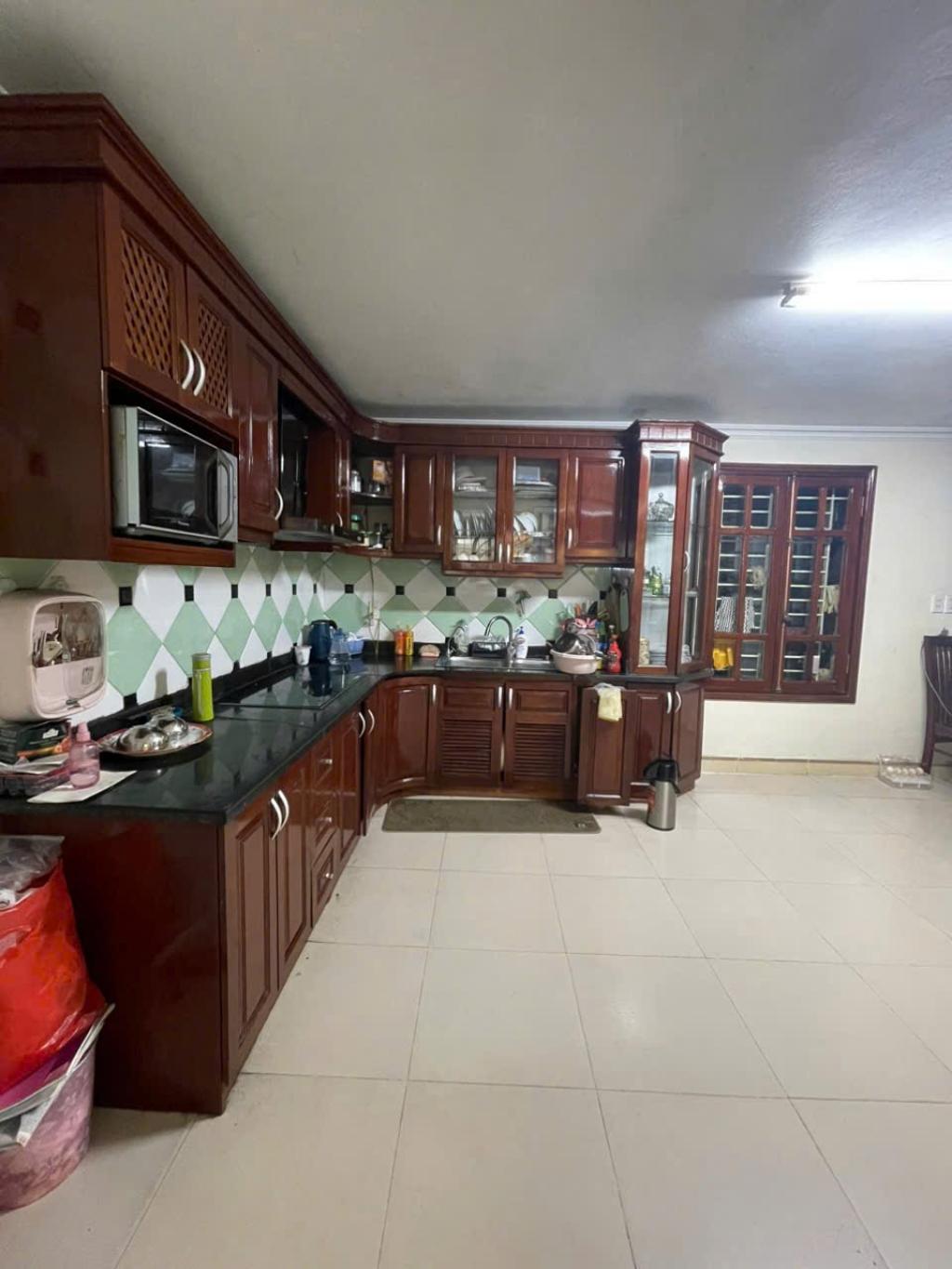 Bán nhà Vũ Trọng Phụng - diện tích 249m2 4 tầng - Nhà đẹp hiếm có - giá 71,9 tỷ