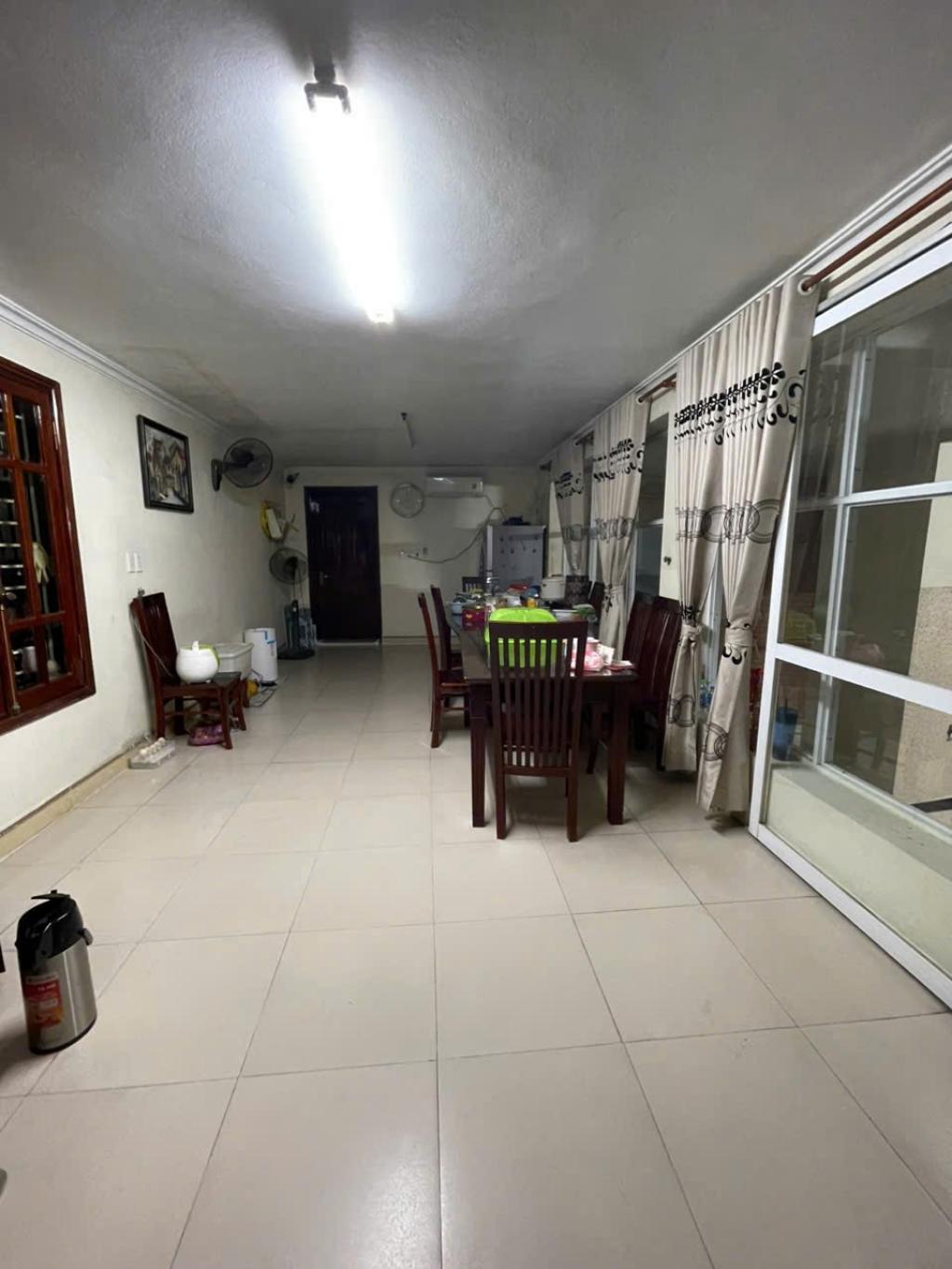 Bán nhà Vũ Trọng Phụng - diện tích 249m2 4 tầng - Nhà đẹp hiếm có - giá 71,9 tỷ