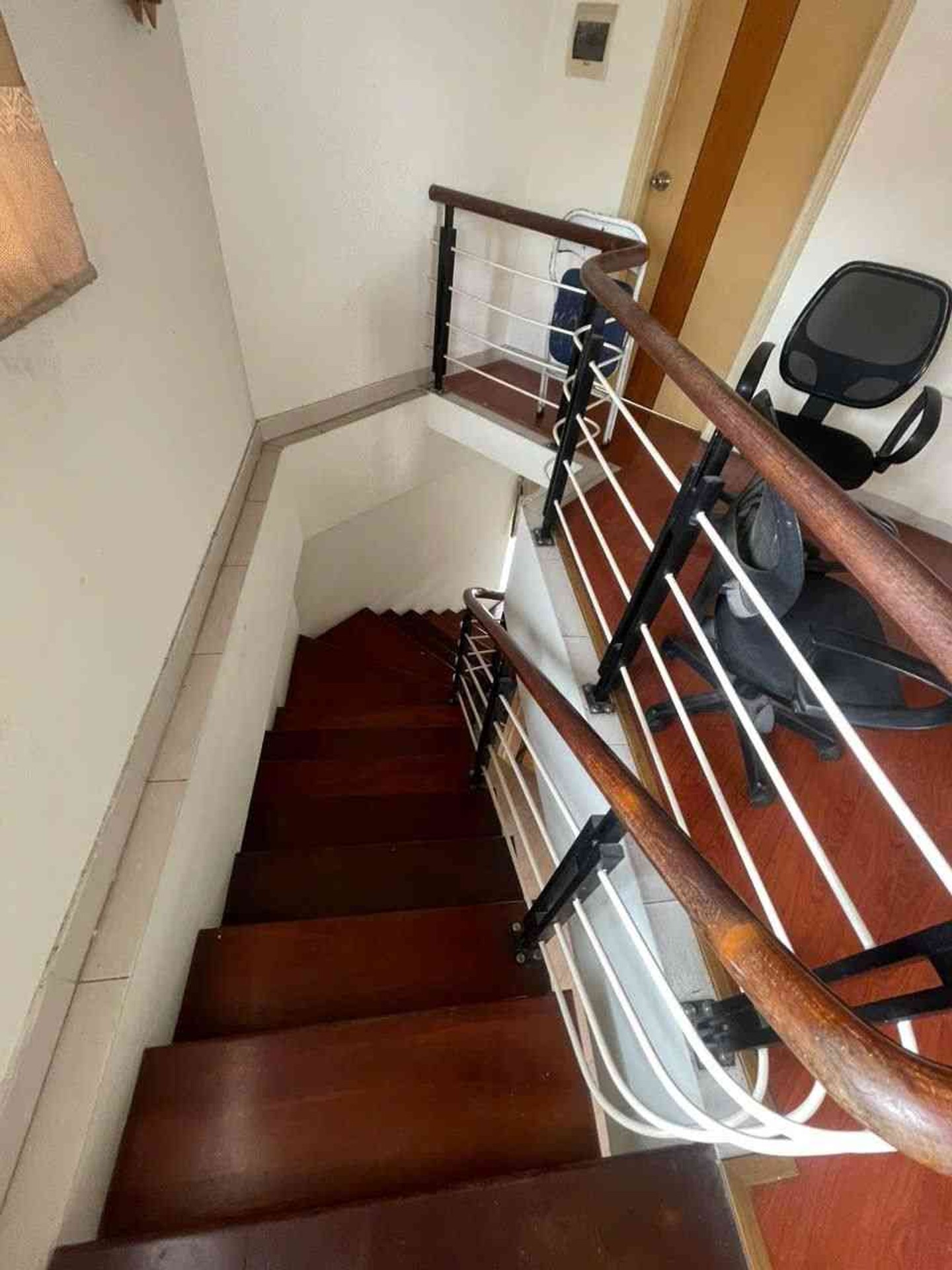 Bán nhà Tam Trinh - diện tích 42m2 4 tầng - ô tô tránh - giá 5,9 tỷ