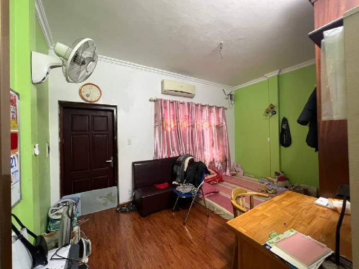 Bán nhà Bạch Đằng - diện tích 200m2 5 tầng - Nhà xây chắc chắn, cho thuê 100tr/tháng - giá 30 tỷ