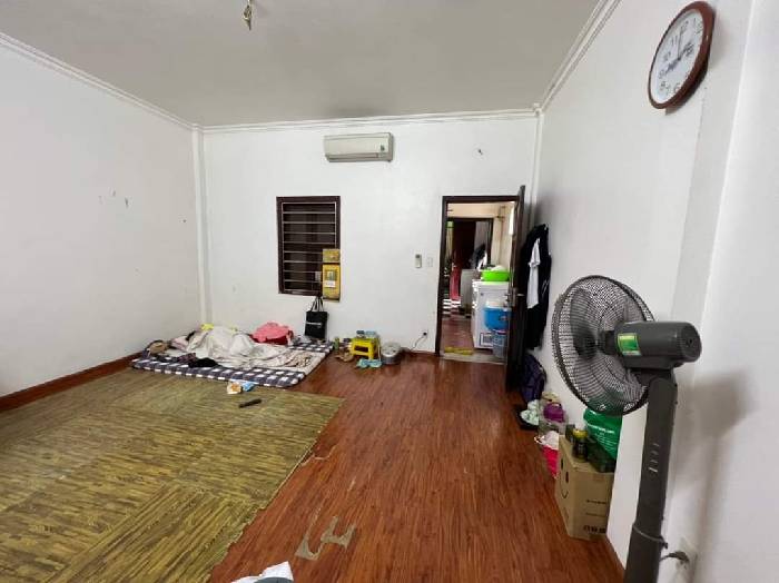 Bán nhà Bạch Đằng - diện tích 200m2 5 tầng - Nhà xây chắc chắn, cho thuê 100tr/tháng - giá 30 tỷ