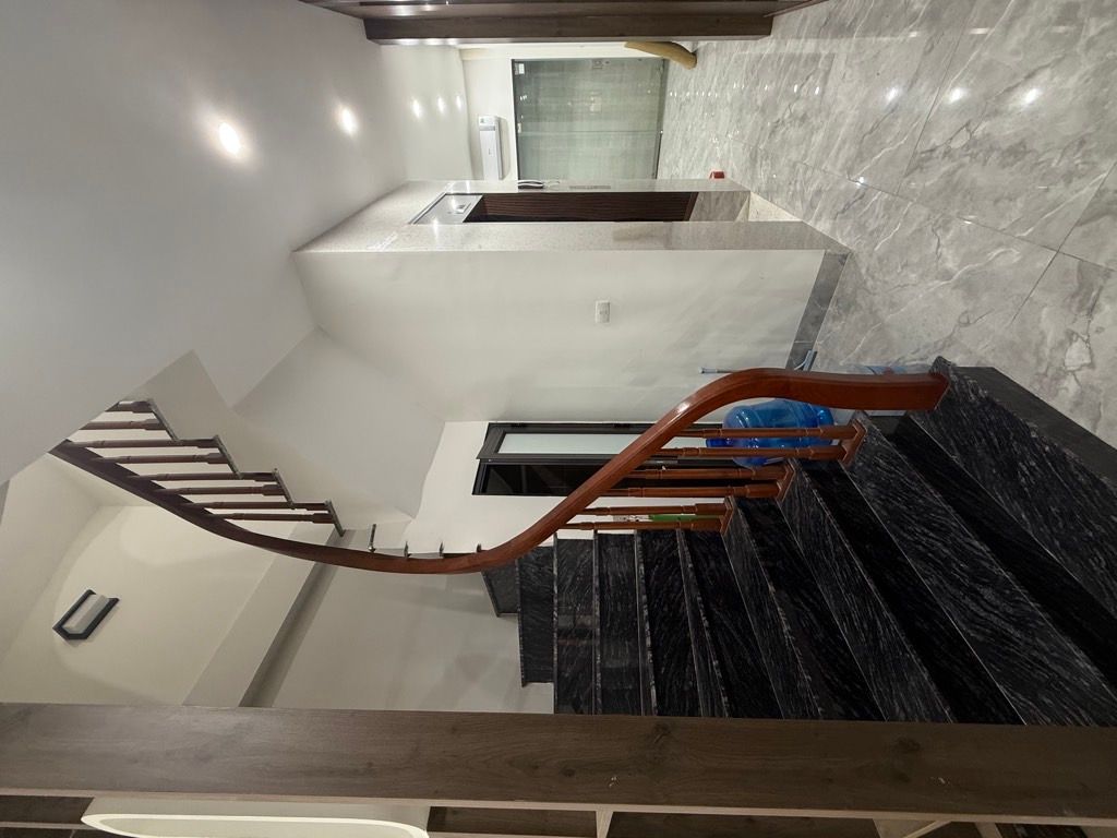 Bán nhà Nguyễn Chính - diện tích 53m2 5 tầng - Ô TÔ TẢI ĐỖ TRÁNH - giá 17,8 tỷ