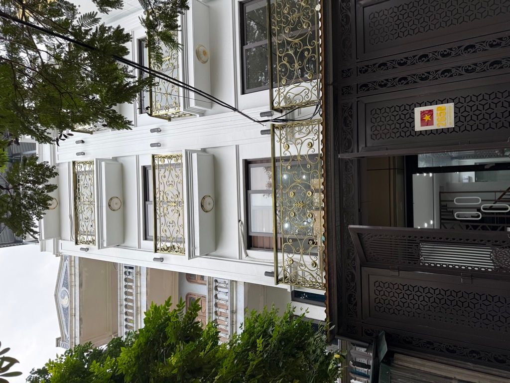 Bán nhà Nguyễn Chính - diện tích 53m2 5 tầng - Ô TÔ TẢI ĐỖ TRÁNH - giá 17,8 tỷ