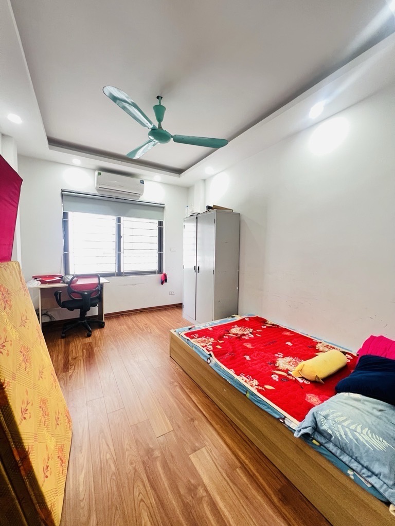 Bán nhà Kim Giang - diện tích 51m2 5 tầng - Ô tô đỗ cửa - giá 12,9 tỷ
