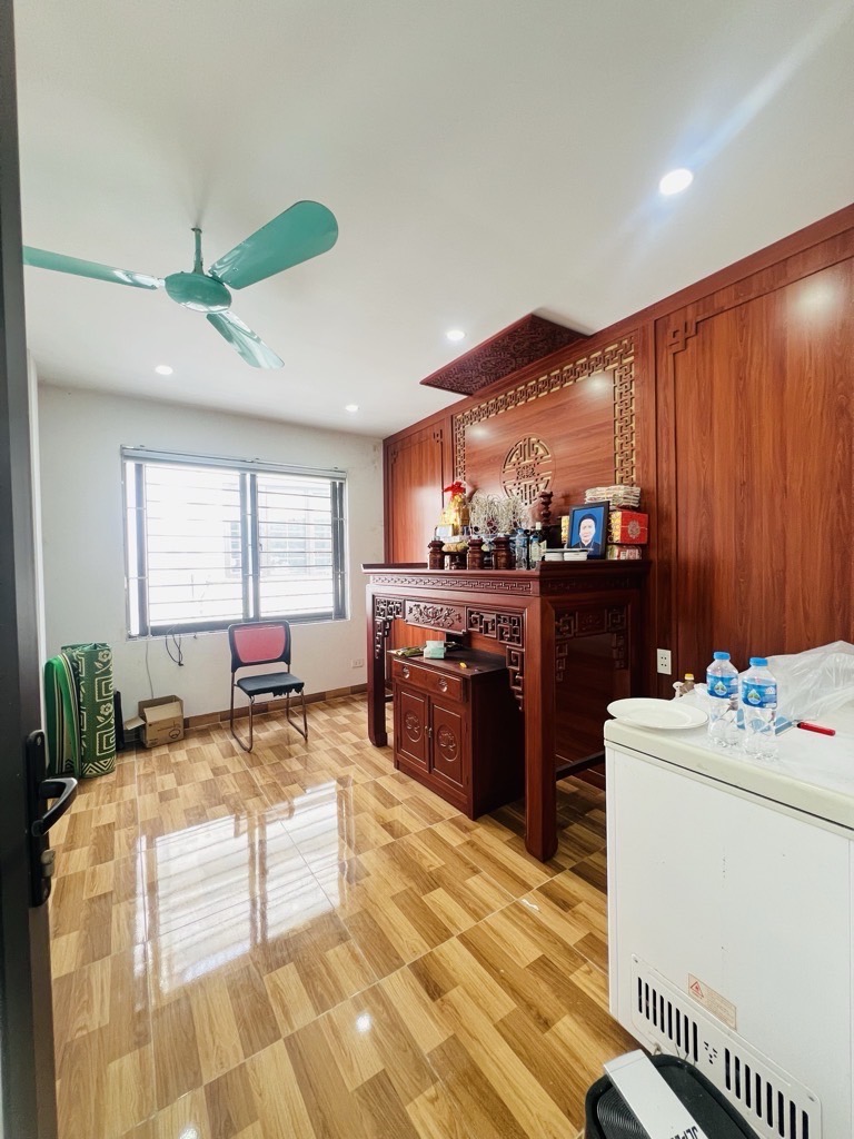 Bán nhà Kim Giang - diện tích 51m2 5 tầng - Ô tô đỗ cửa - giá 12,9 tỷ