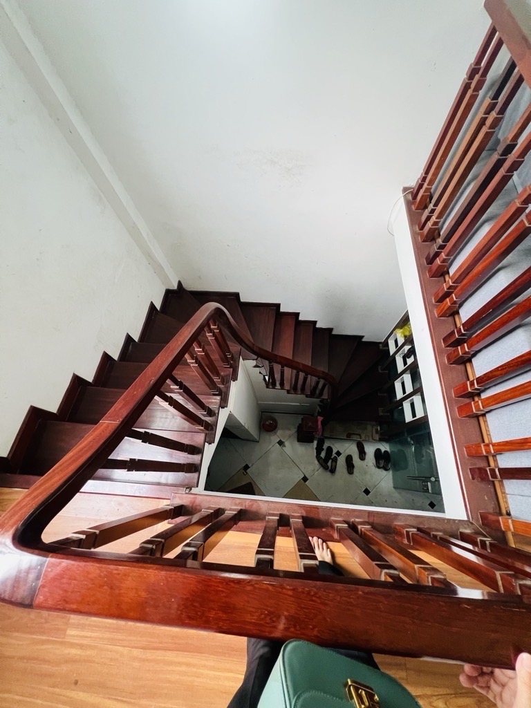Bán nhà Kim Giang - diện tích 51m2 5 tầng - Ô tô đỗ cửa - giá 12,9 tỷ