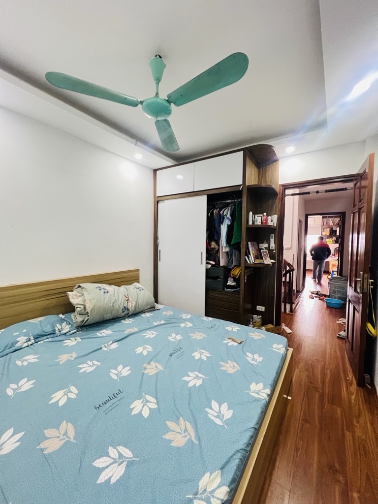 Bán nhà Kim Giang - diện tích 51m2 5 tầng - Ô tô đỗ cửa - giá 12,9 tỷ