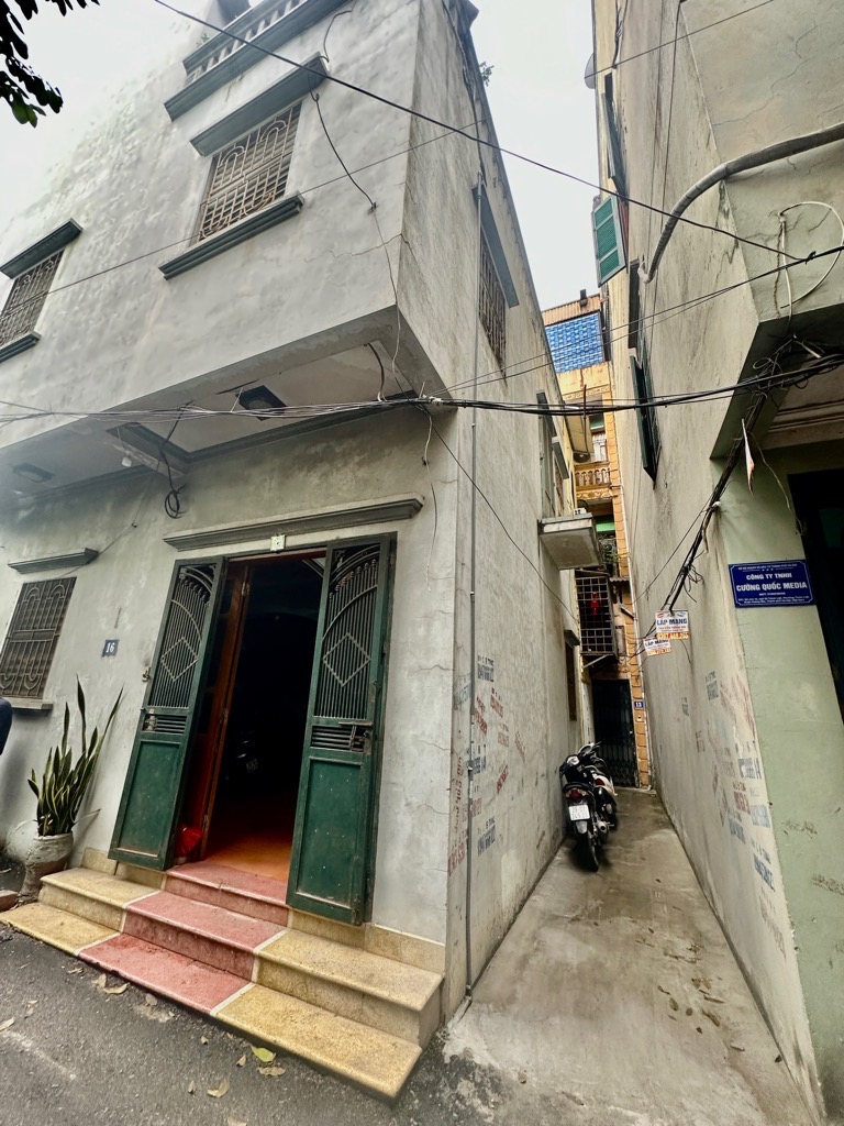 Bán nhà Thịnh Liệt - diện tích 50m2 3 tầng - LÔ GÓC - GẦN PHỐ - giá 8,5 tỷ
