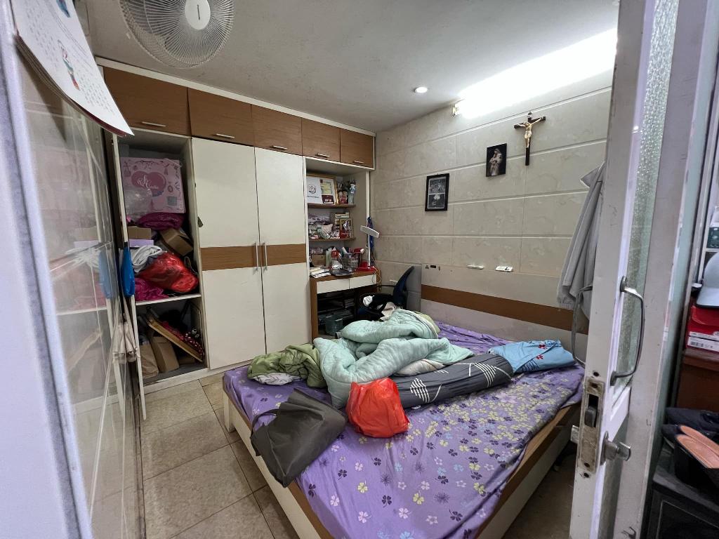 Bán nhà Lương Yên - diện tích 47m2 4 tầng - Nhà dân xây, ngõ chung chỉ có nhà bán đi hơn 6m - giá 10,5 tỷ