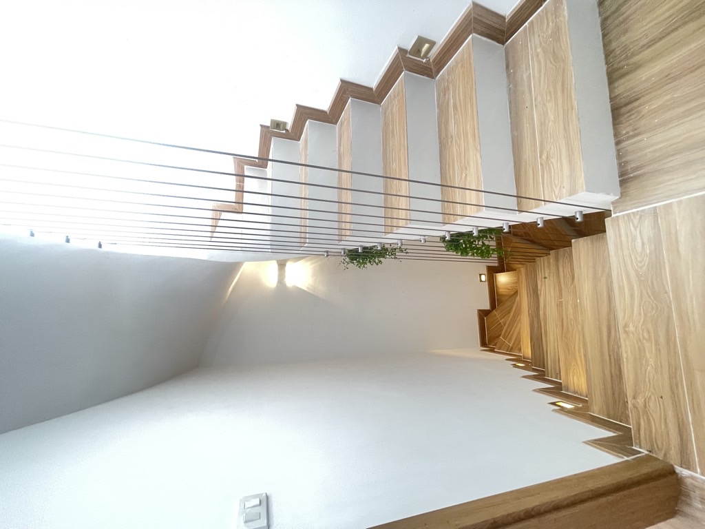 Bán nhà Trần Quý Cáp - diện tích 41.6m2 6 tầng - Ô TÔ TRÁNH - KINH DOANH - THANG MÁY - giá 35,9 tỷ