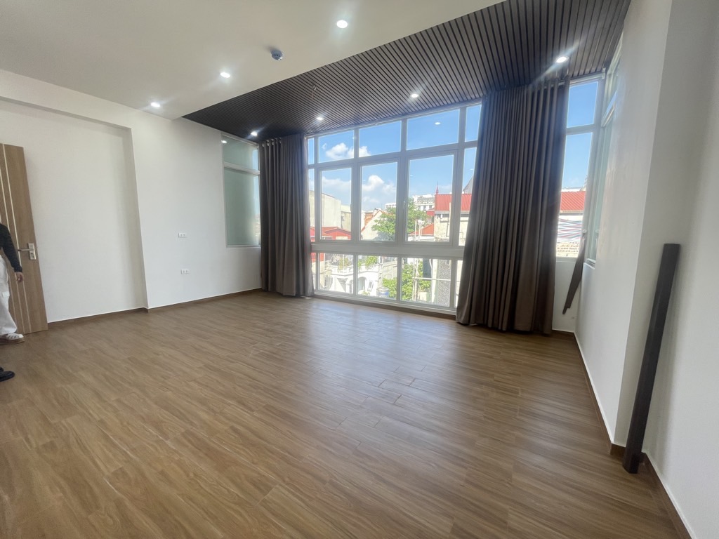 Bán nhà Trần Quý Cáp - diện tích 41.6m2 6 tầng - Ô TÔ TRÁNH - KINH DOANH - THANG MÁY - giá 35,9 tỷ