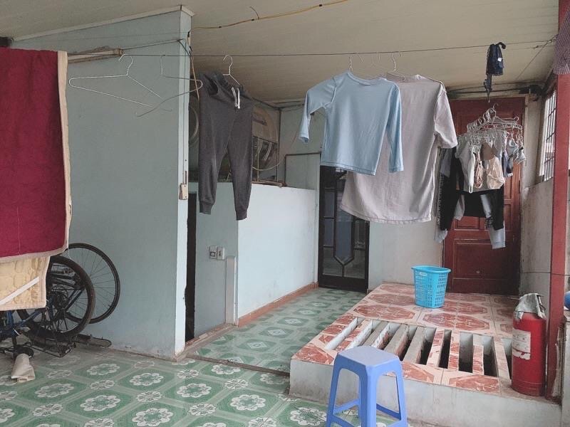 Bán nhà Hoàng Mai - diện tích 146m2 3 tầng - mặt phố, kinh doanh sầm uất - giá 32 tỷ