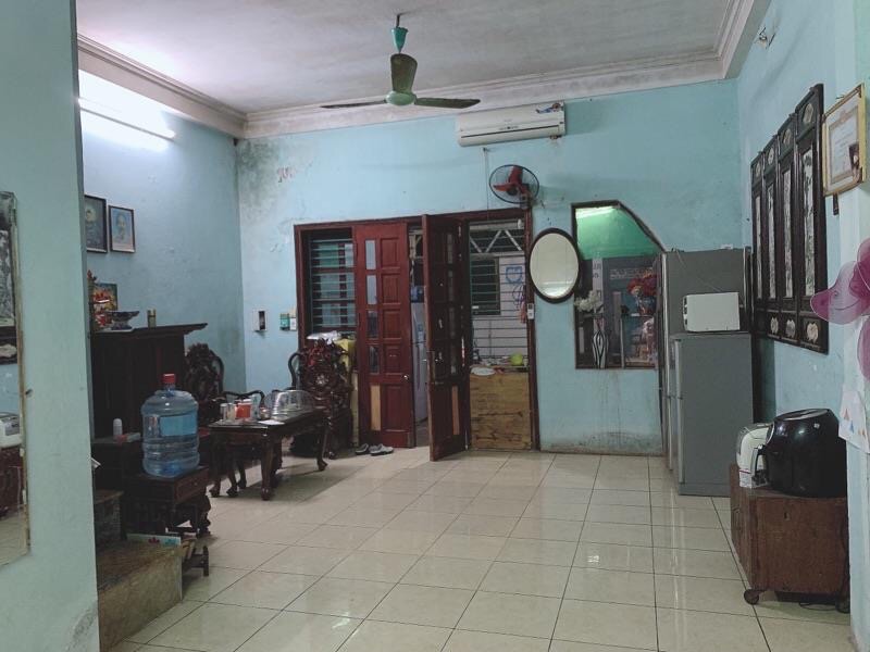 Bán nhà Hoàng Mai - diện tích 146m2 3 tầng - mặt phố, kinh doanh sầm uất - giá 32 tỷ