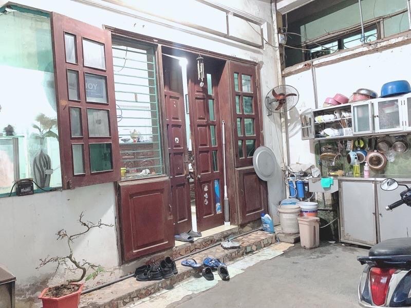 Bán nhà Hoàng Mai - diện tích 146m2 3 tầng - mặt phố, kinh doanh sầm uất - giá 32 tỷ