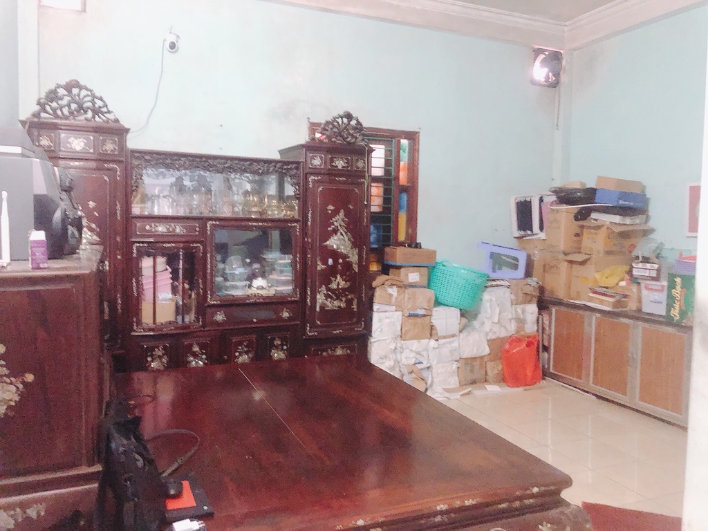 Bán nhà Hoàng Mai - diện tích 146m2 3 tầng - mặt phố, kinh doanh sầm uất - giá 32 tỷ