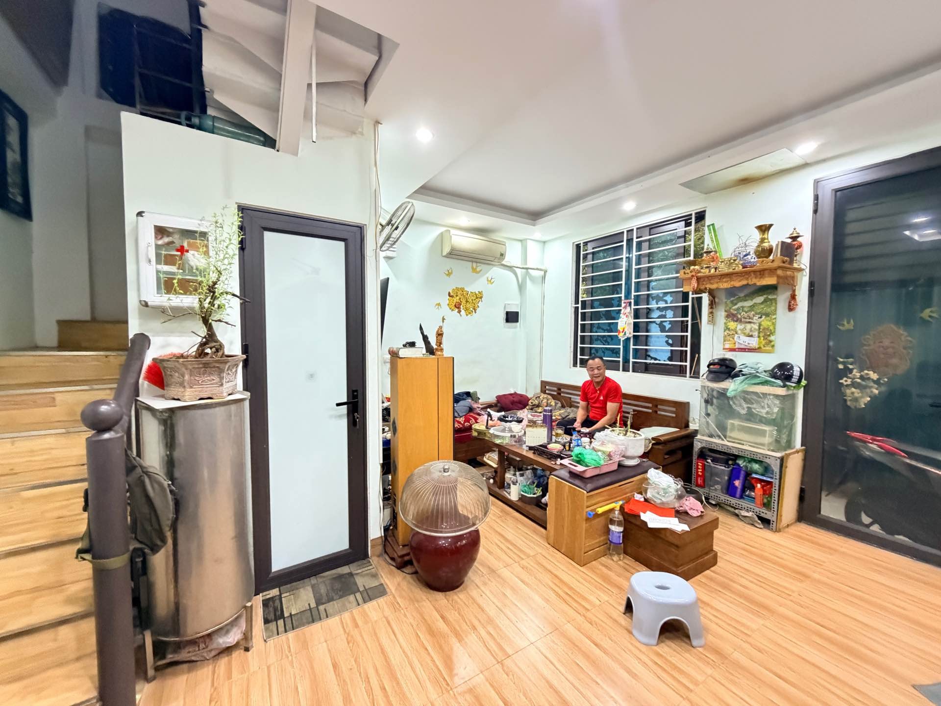 Bán nhà Trương Định - diện tích 23m2 2 tầng - Full nội thất - giá 1,8 tỷ