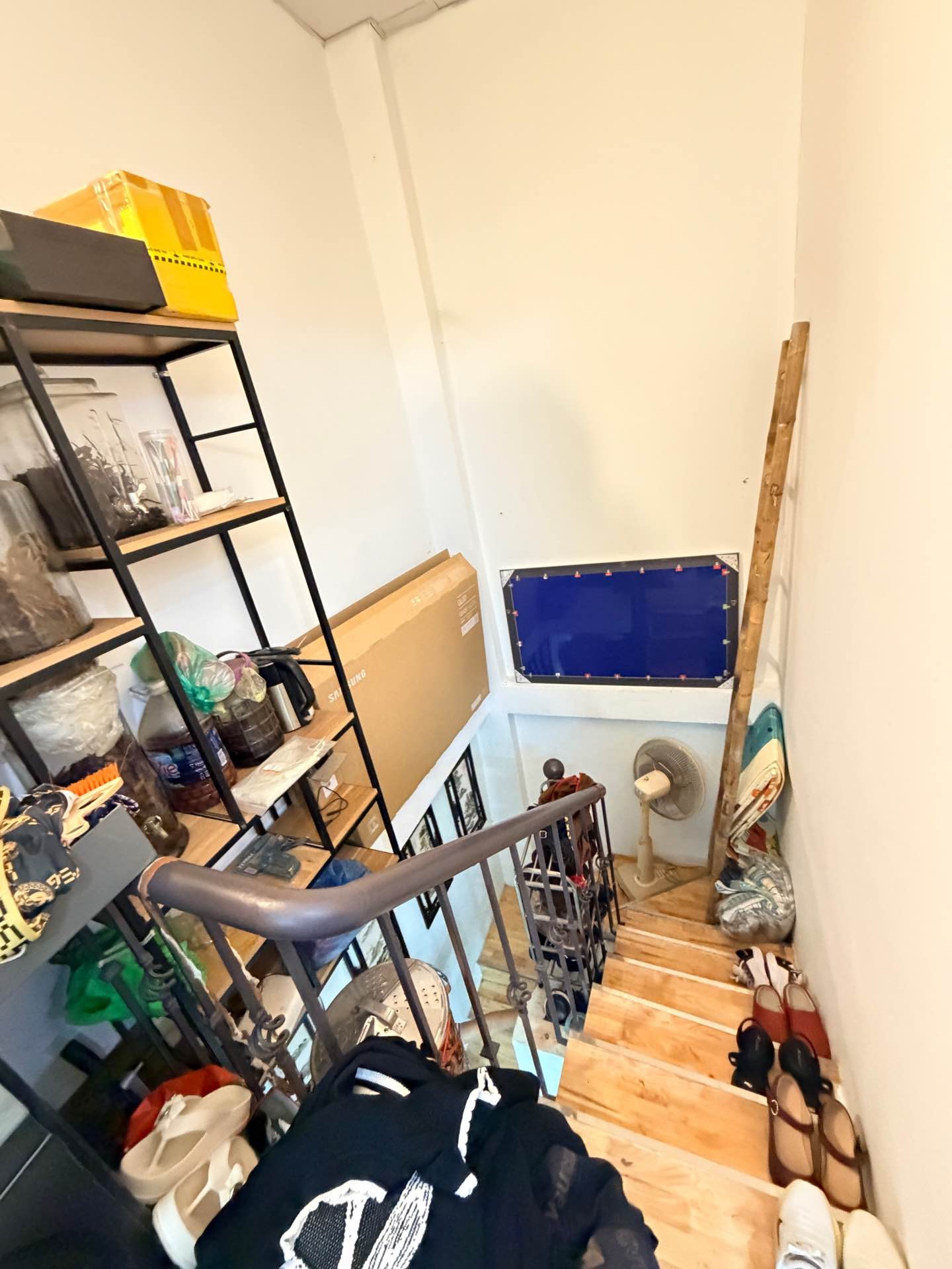 Bán nhà Trương Định - diện tích 23m2 2 tầng - Full nội thất - giá 1,8 tỷ